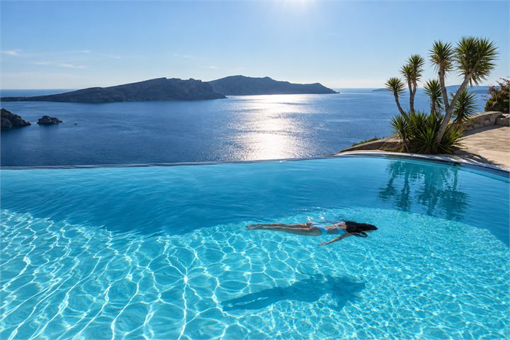 Infinity Pool realizzata da A.R. Piscine — 12